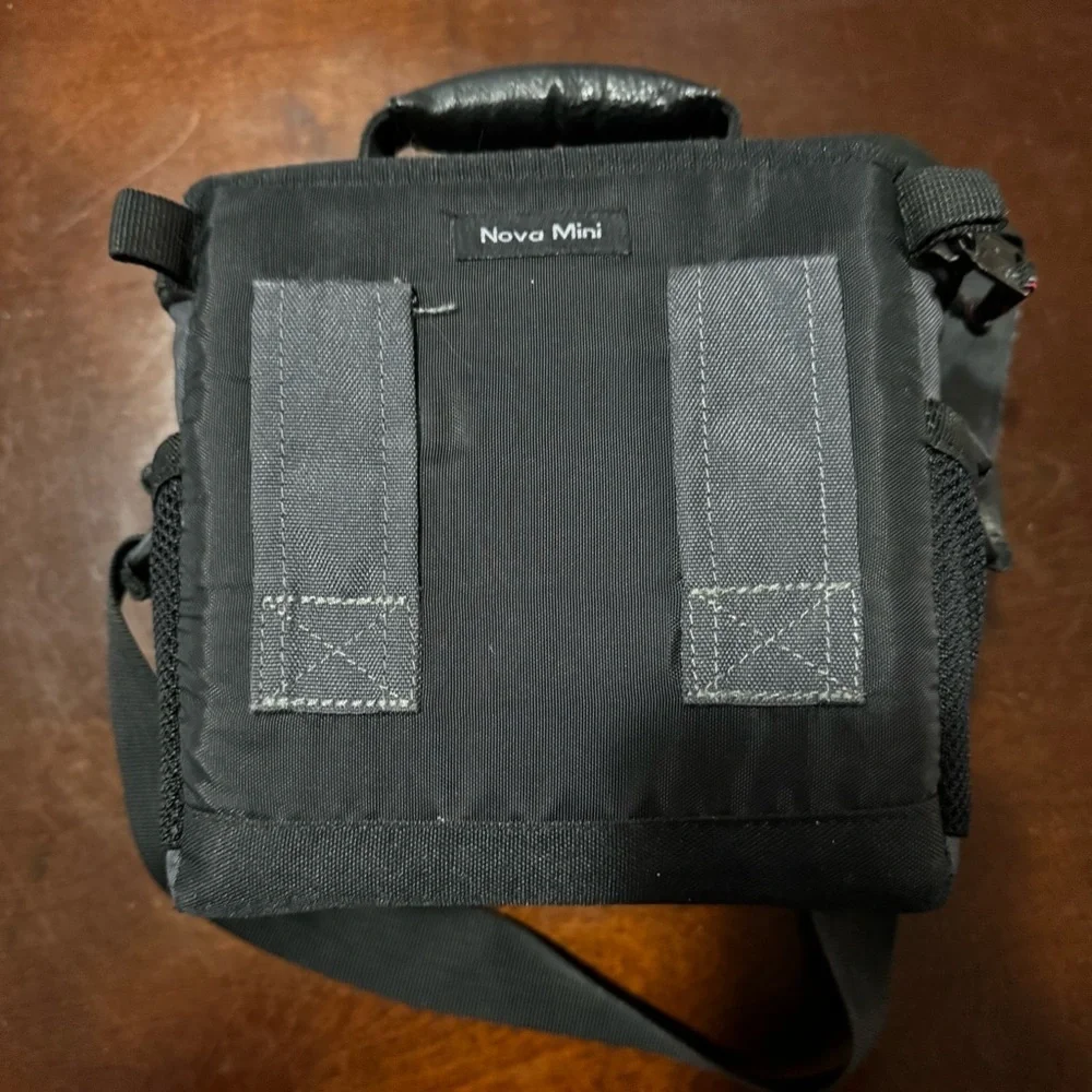 Vintage Camera Bag Lowepro Nova Mini Camera Bag DSLR Video Camera Padded Bag